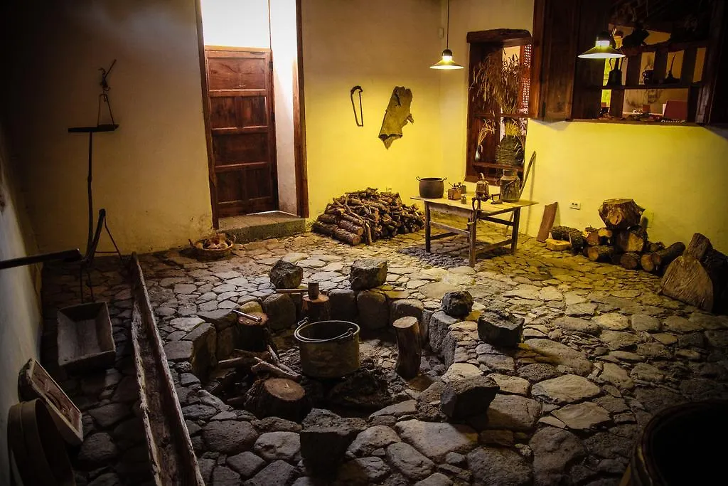 Hotel La Casona Del Patio Santiago del Teide
